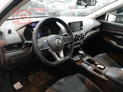 نیسان سێنترا